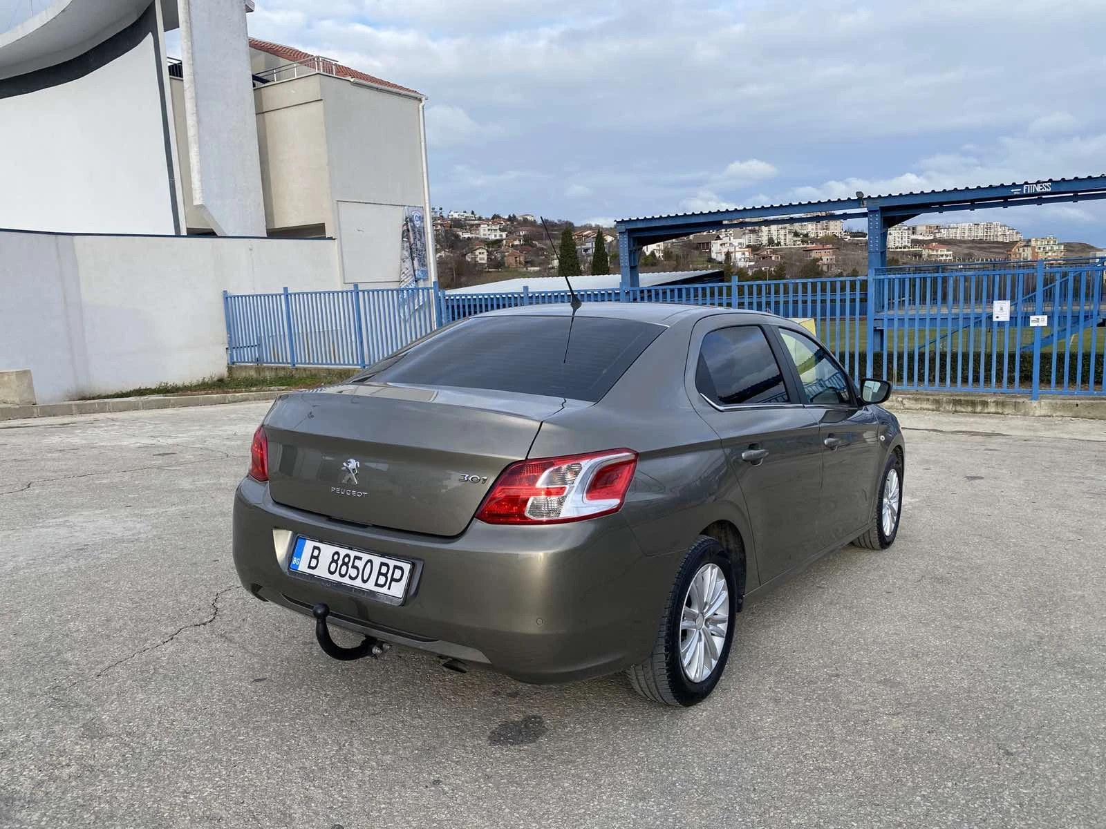 Peugeot 301 Allure - изображение 5