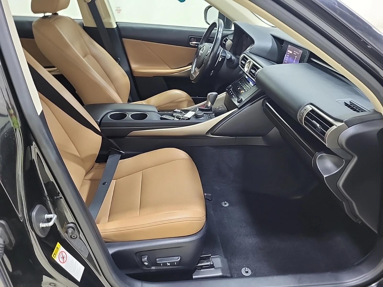 Lexus IS 250 * AWD * CARFAX * АВТОКРЕДИТ - изображение 7
