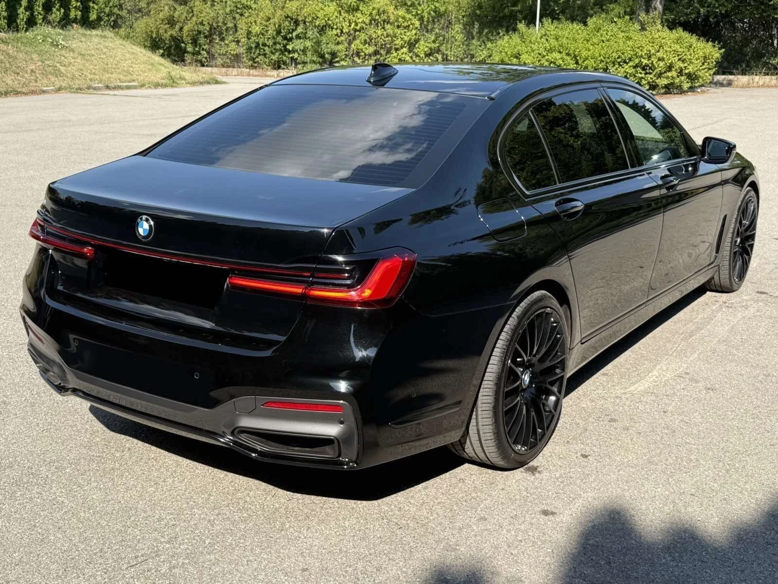 BMW 740 i M/xdrive/Shadow | Mobile.bg   15