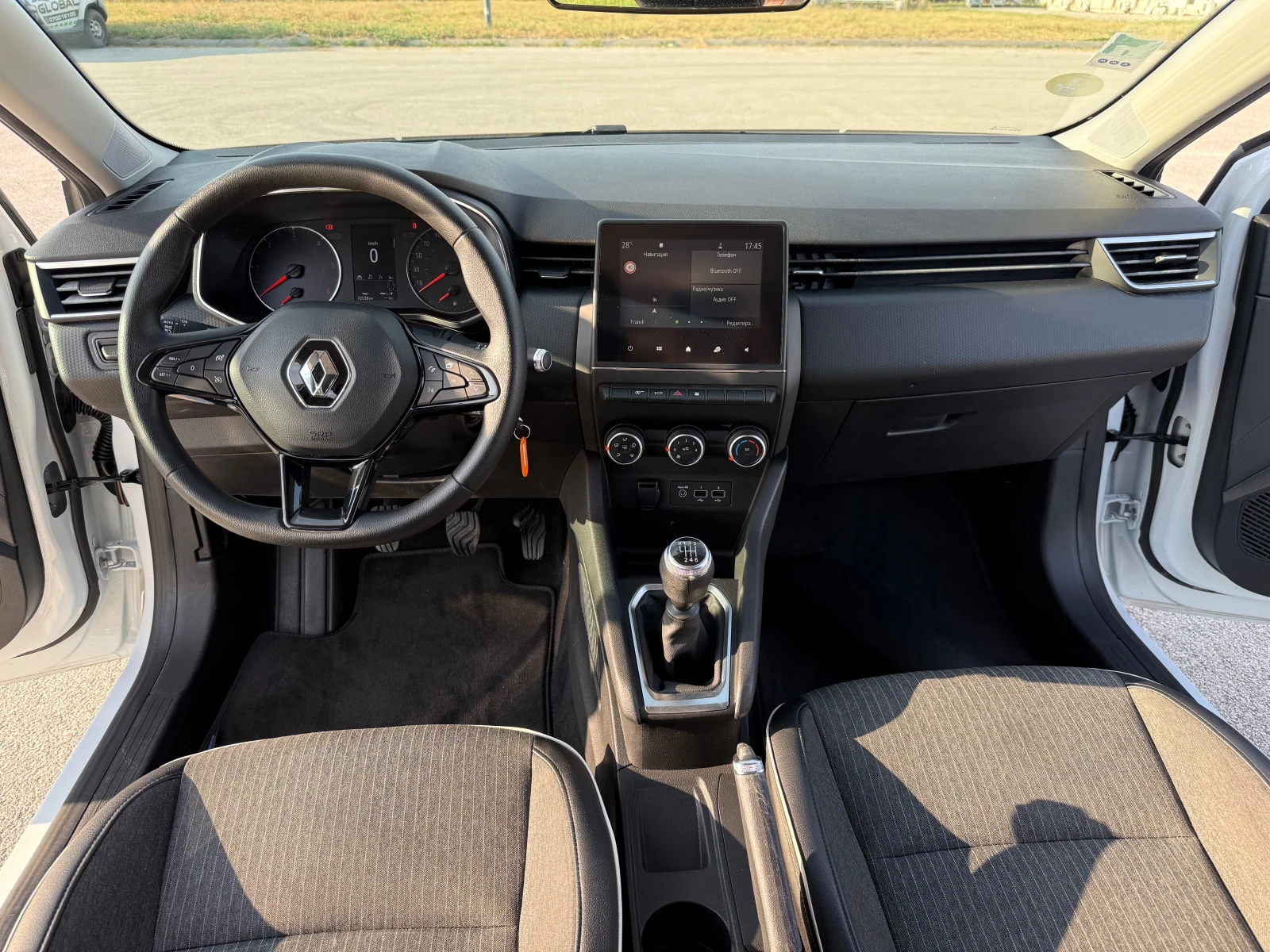 Renault Clio 1.5dci-70000km - изображение 9