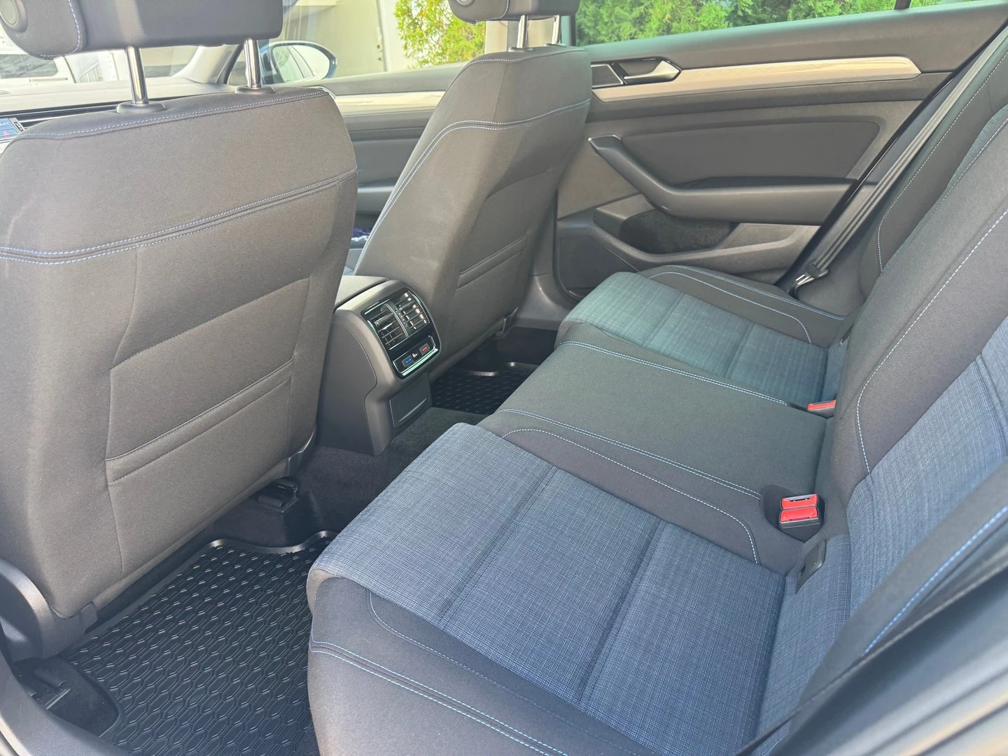 VW Passat VW Passat Var GTE Plug-In-Hybrid 1.4 TSI - изображение 6