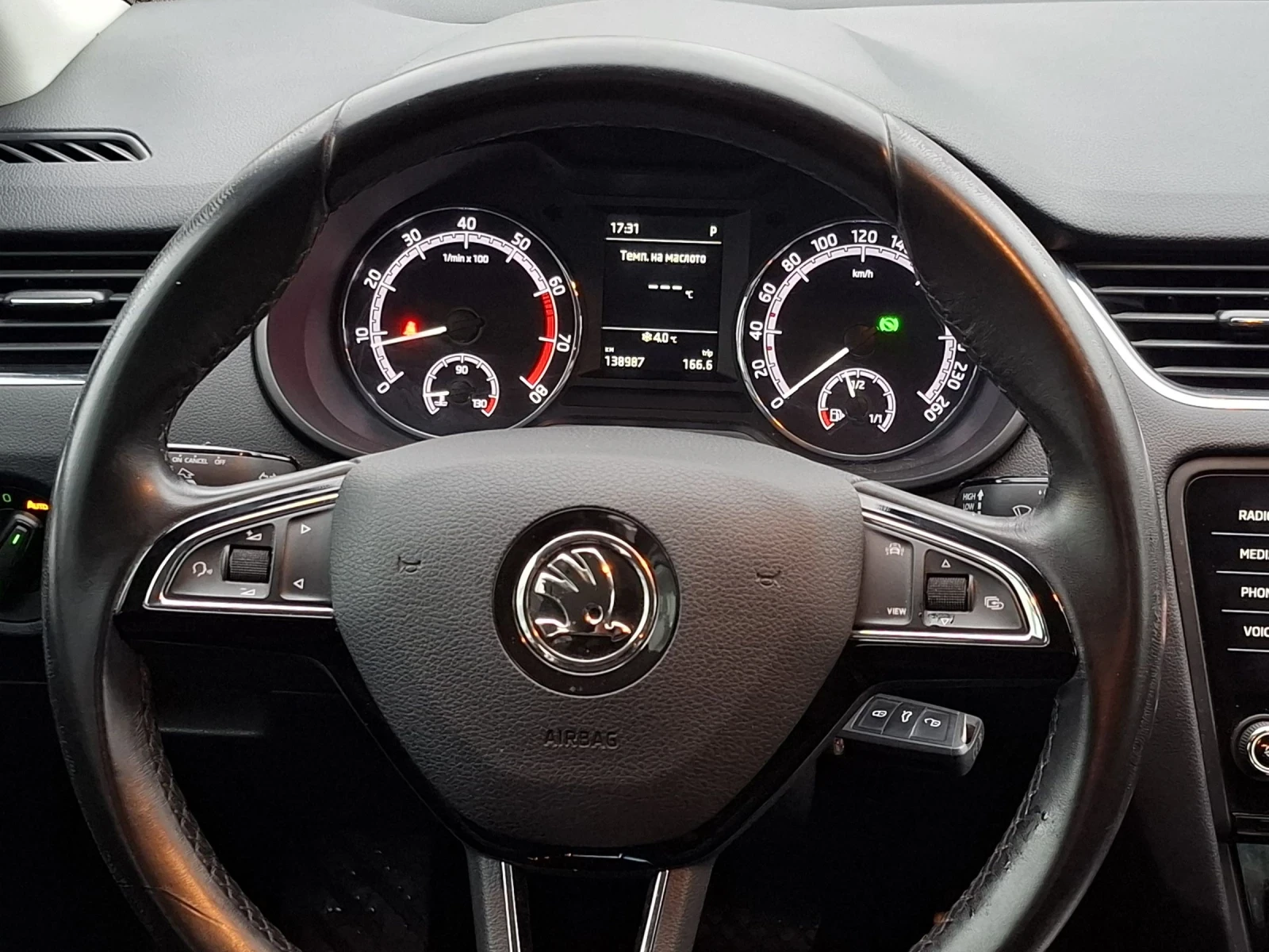 Skoda Octavia 1.5 TSI / 7 DSG - изображение 7