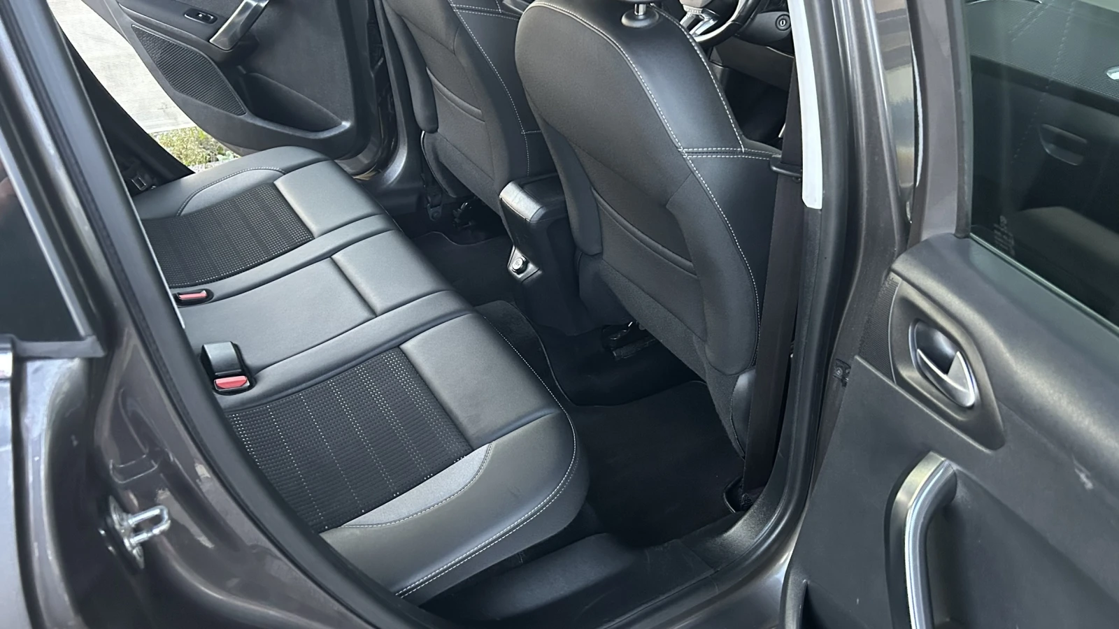 Peugeot 2008 1.2* Allure* * Camera* NAVI* * EURO6* F | Mobile.bg   12