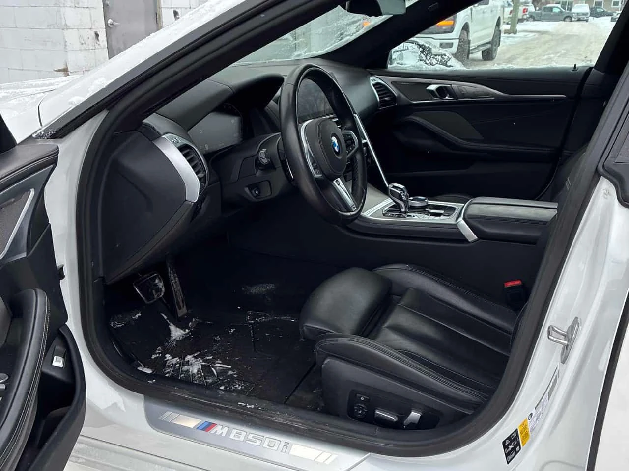 BMW 850 360/DIS/HARMON KARDON /HEAD UP /PANO/ - изображение 5