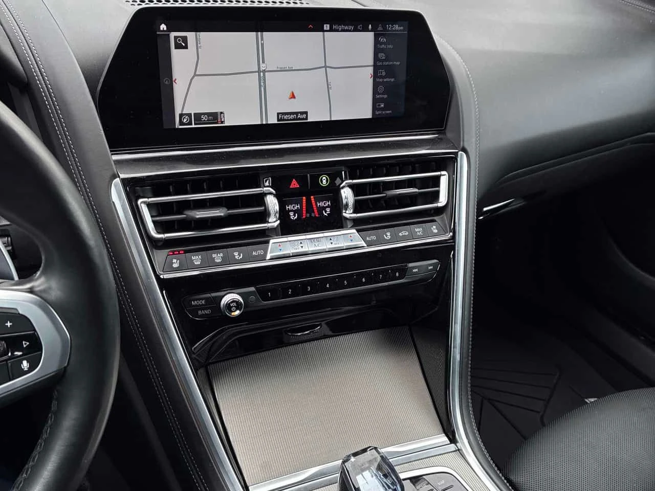 BMW 850 360/DIS/HARMON KARDON /HEAD UP /PANO/ - изображение 9