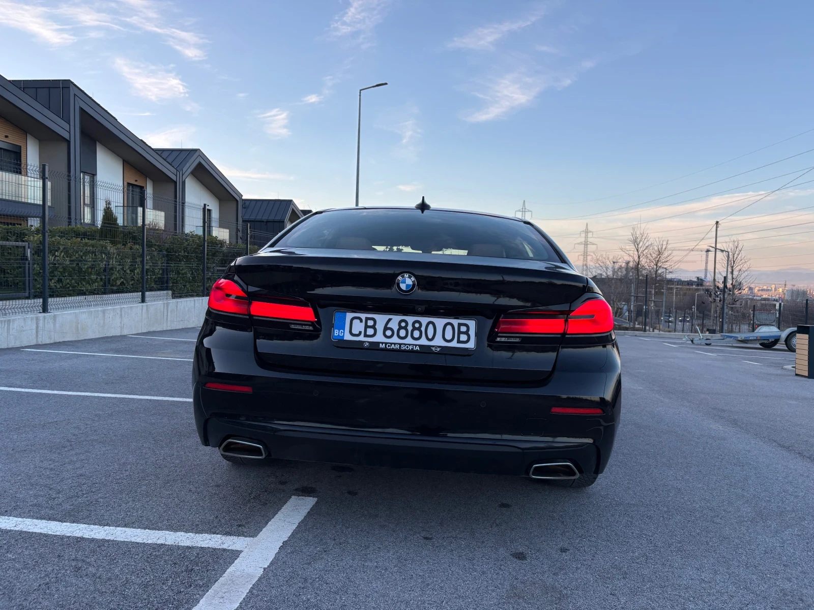 BMW 520 в гаранция до май 2026, снимка 4 - Автомобили и джипове - 53786569