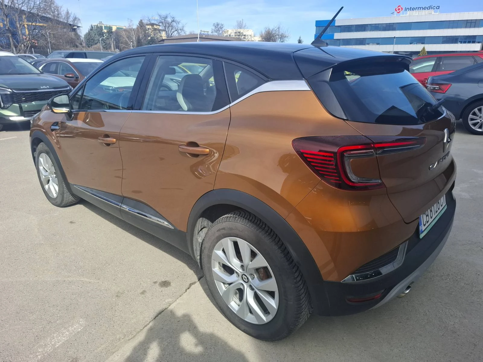 Renault Captur 1.3  Intens, снимка 6 - Автомобили и джипове - 53959129