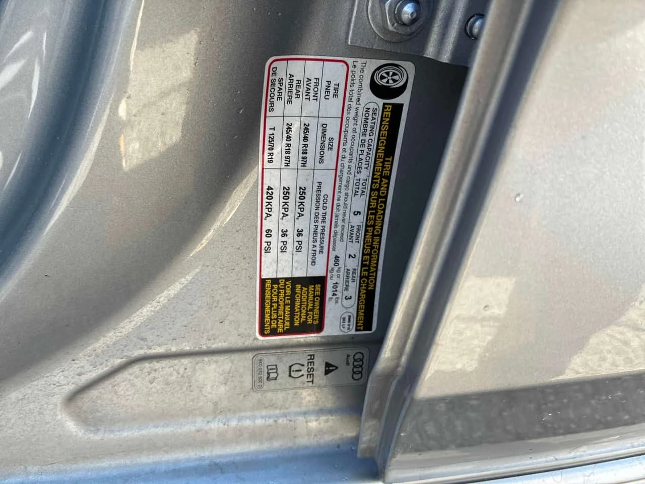 Audi A4 Komfort /DISTRONIC/CAMERA/��������/������� | Mobile.bg � ����������� 11