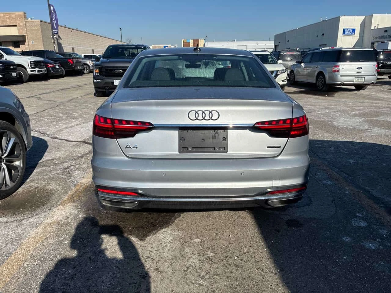 Audi A4 Komfort /DISTRONIC/CAMERA/��������/������� | Mobile.bg � ����������� 4