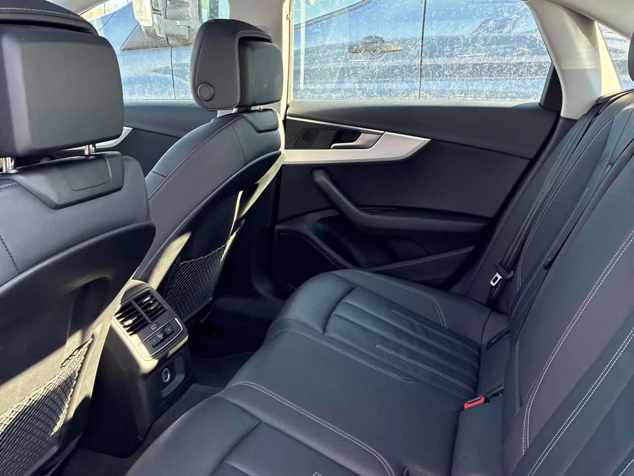 Audi A4 Komfort /DISTRONIC/CAMERA/��������/������� | Mobile.bg � ����������� 12