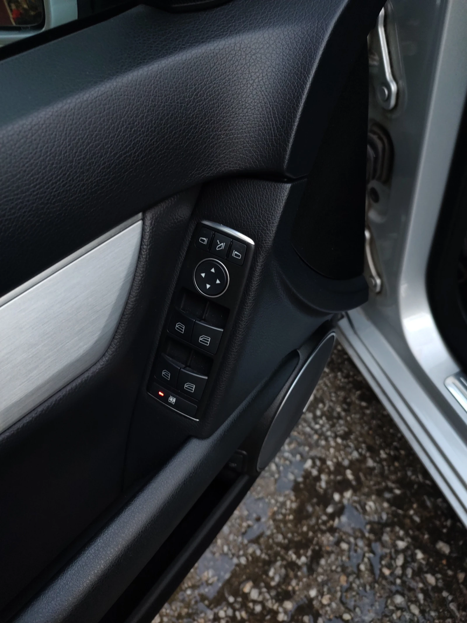 Mercedes-Benz C 200, снимка 8 - Автомобили и джипове - 54357165