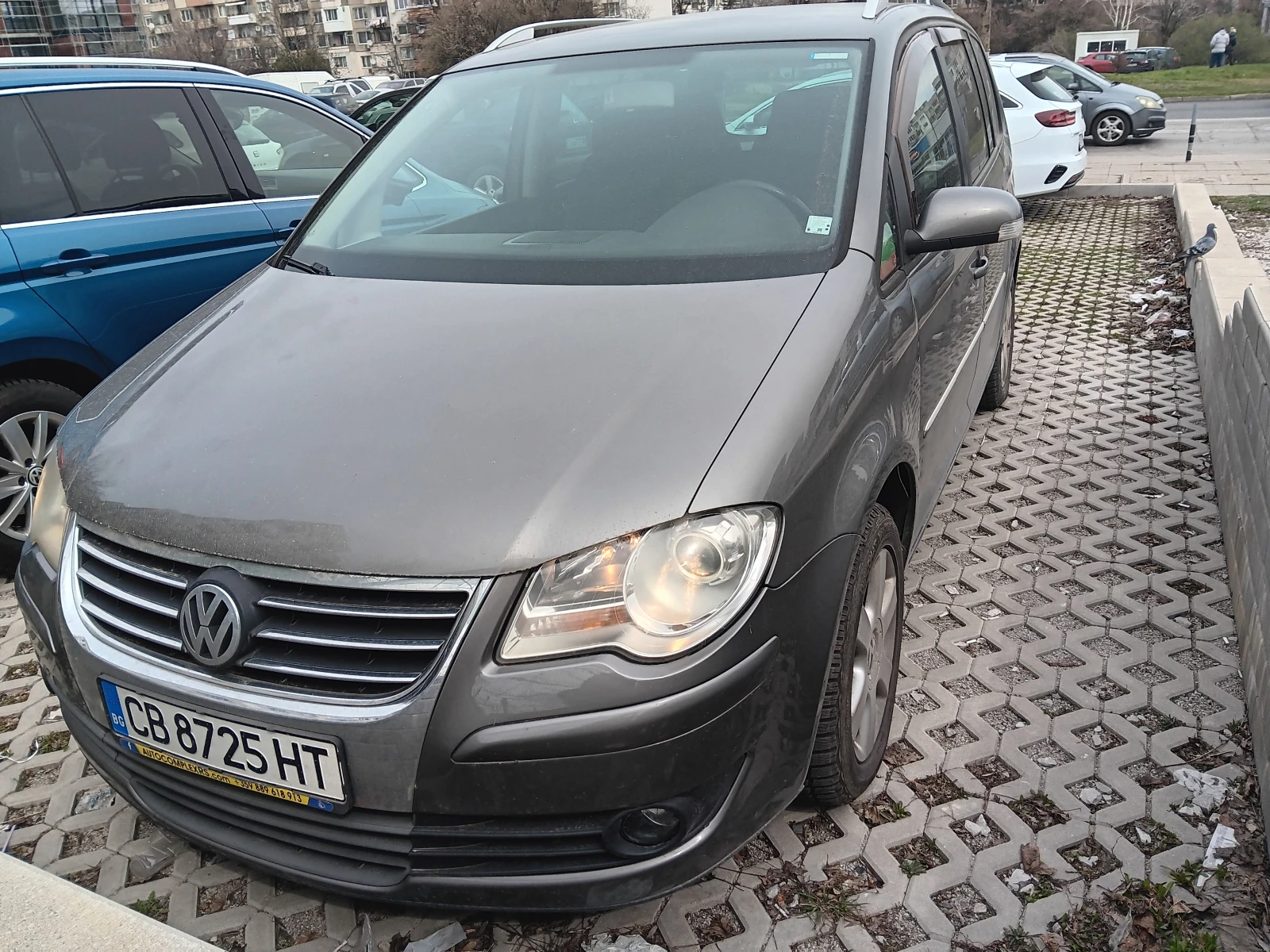 VW Touran, снимка 5 - Автомобили и джипове - 54458698