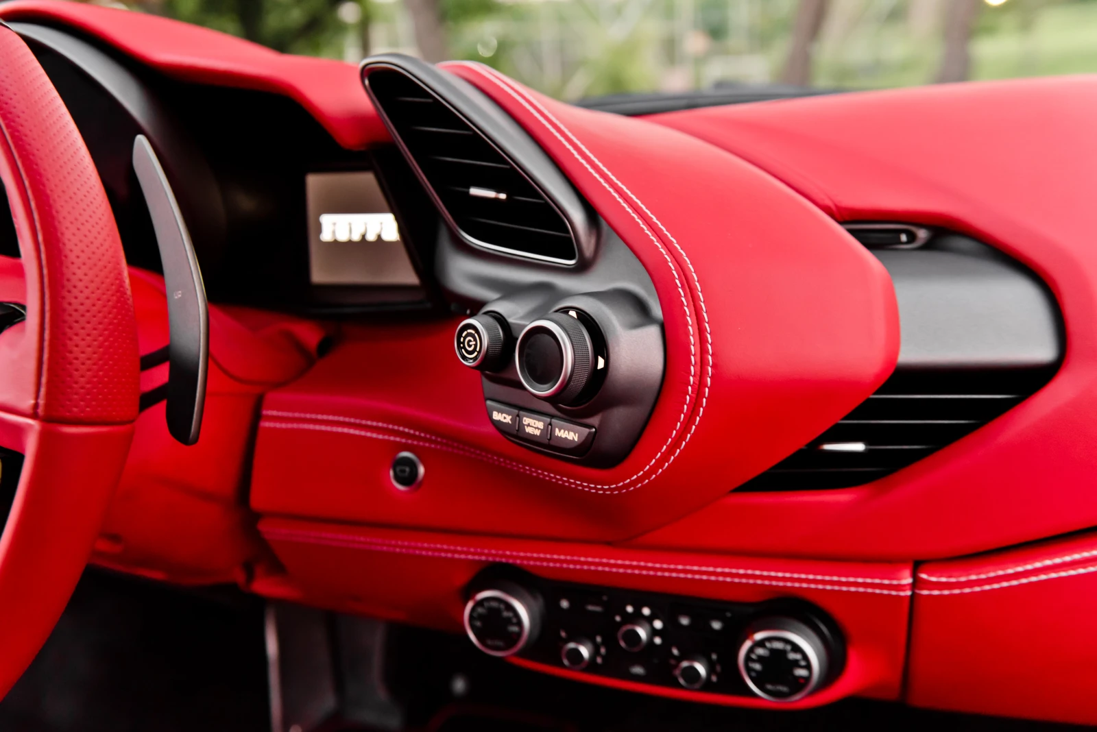 Ferrari 488 7500км , снимка 14 - Автомобили и джипове - 54695112
