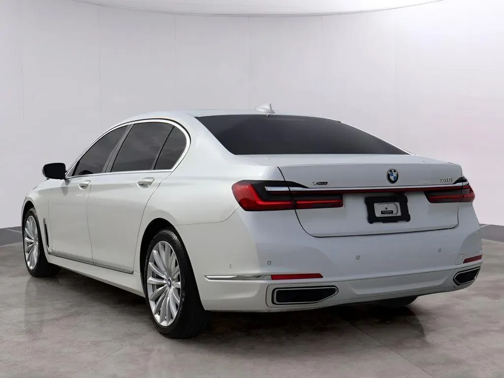 BMW 740 xDrive, снимка 7 - Автомобили и джипове - 54811329