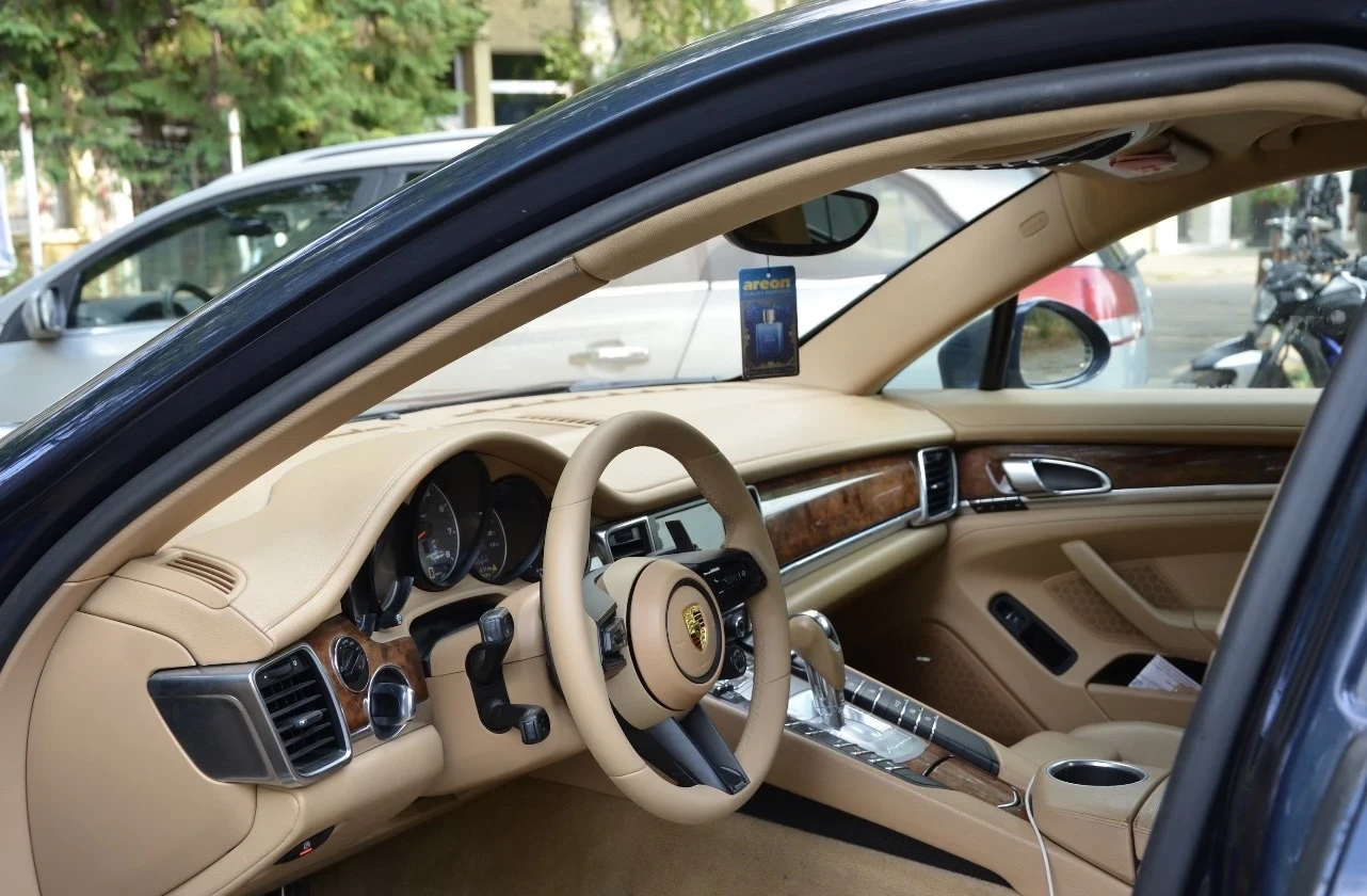 Porsche Panamera 4, 8 S FACELIFT BODYKIT; TURBO S ВОЛАН; CARPLAY, снимка 14 - Автомобили и джипове - 55871346