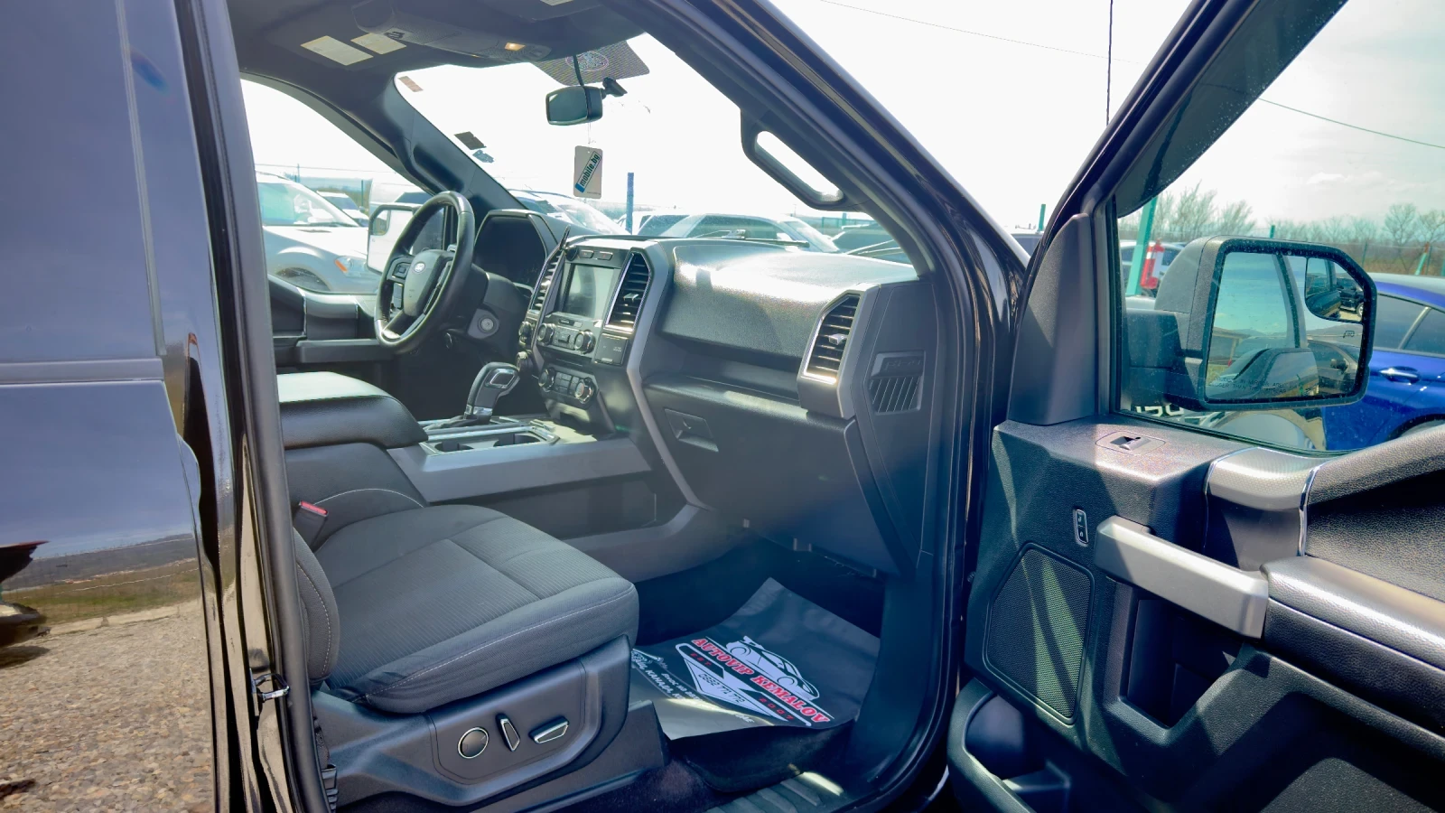 Ford F150 * 5.0L V8* CAMERA* , снимка 11 - Автомобили и джипове - 53995796