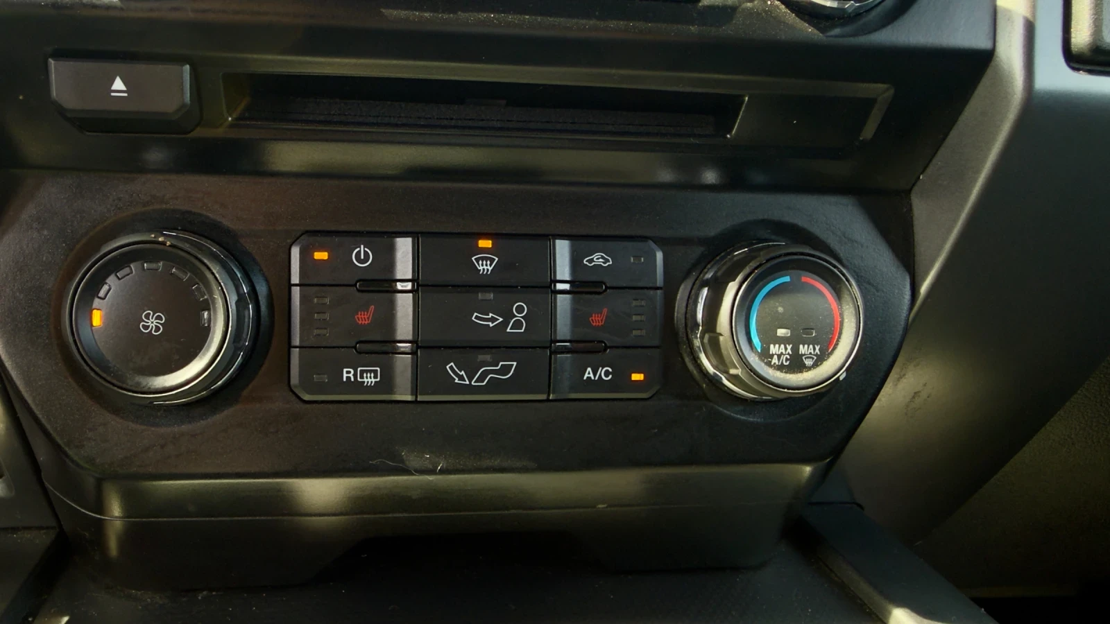 Ford F150 * 5.0L V8* CAMERA* , снимка 15 - Автомобили и джипове - 53995796