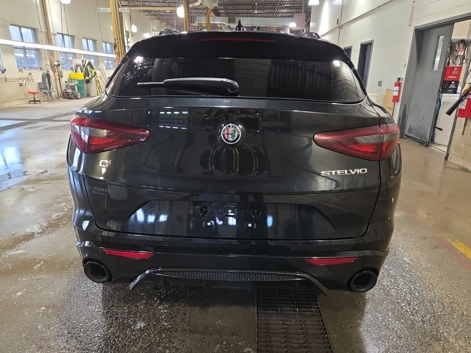Alfa Romeo Stelvio VELOCE * * CARFAX * * ���� ������ * *  | Mobile.bg � ����������� 5