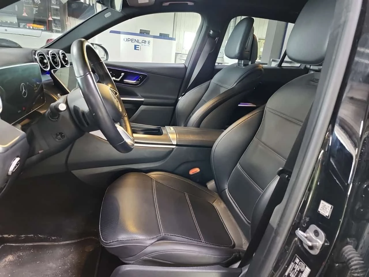 Mercedes-Benz GLC 300  4MATIC SUV /360/DIS/CARFAX/АВТОКРЕДИТ , снимка 5 - Автомобили и джипове - 54993247