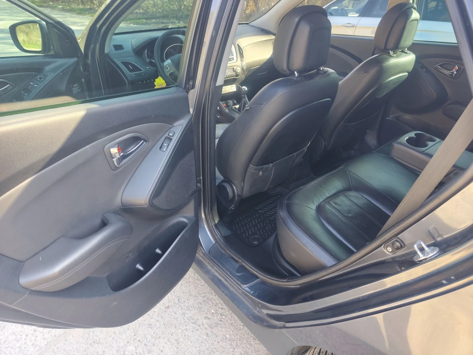 Hyundai IX35, снимка 7 - Автомобили и джипове - 55258479
