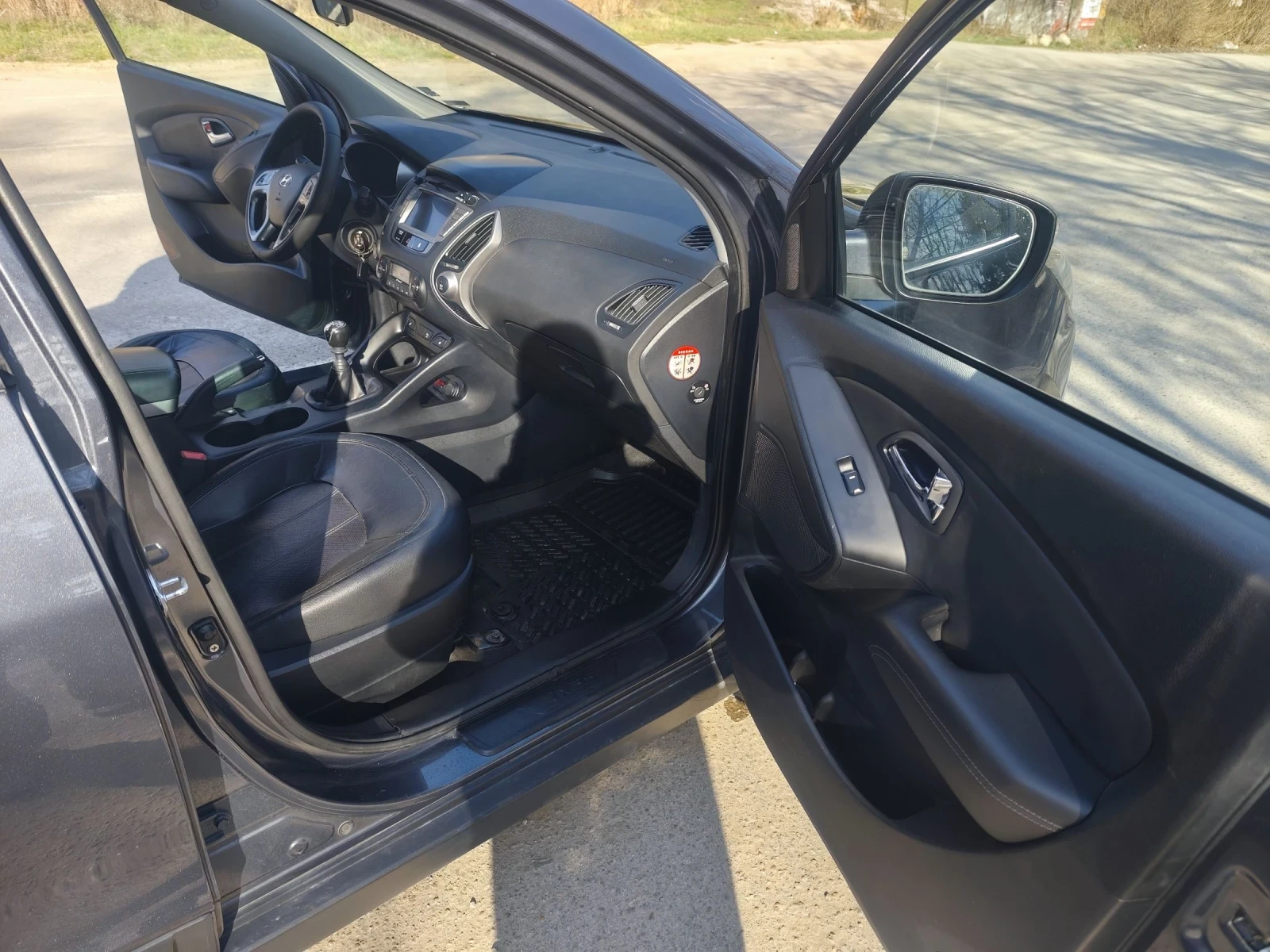 Hyundai IX35, снимка 9 - Автомобили и джипове - 55258479