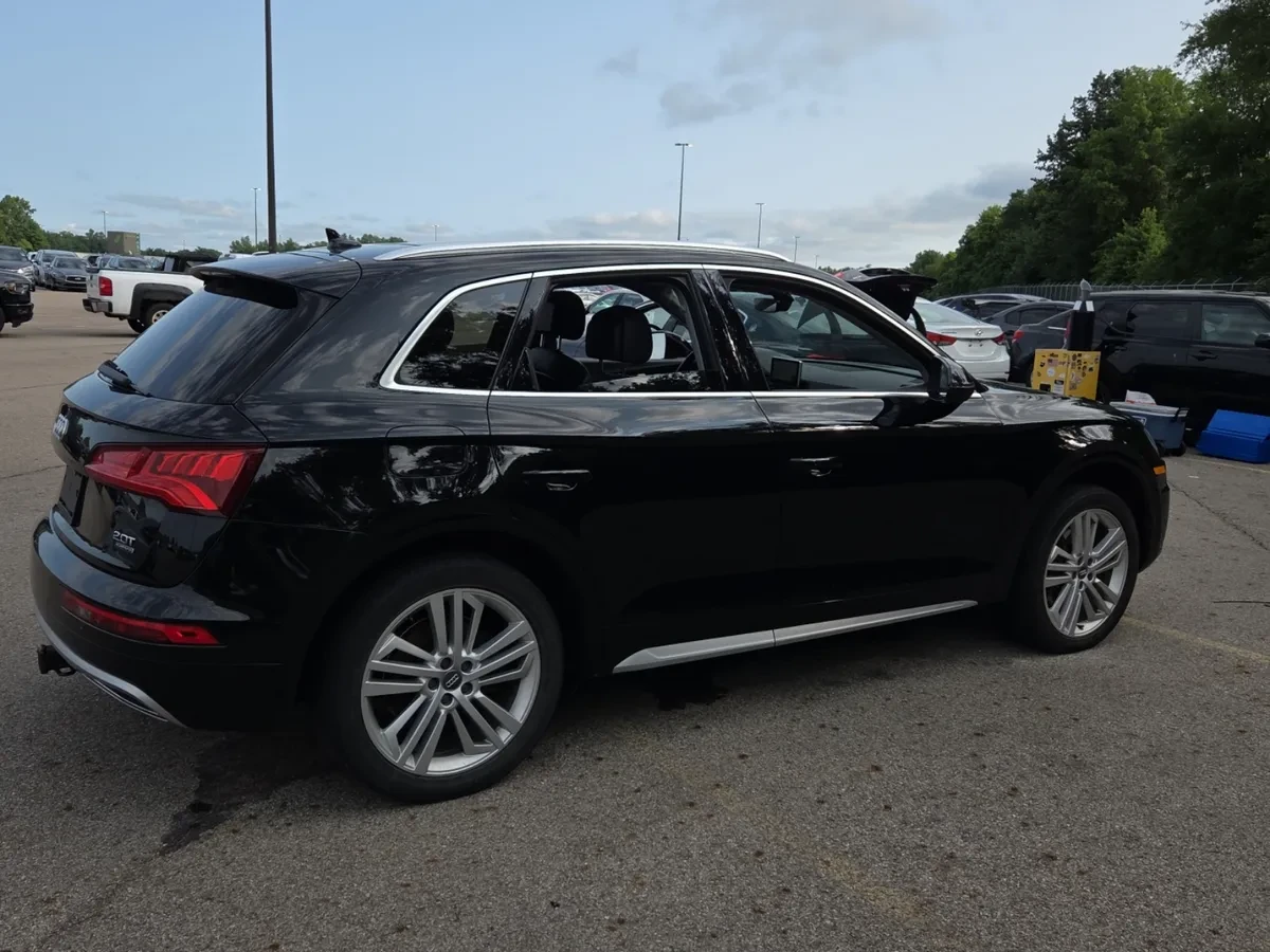Audi Q5 PREMIUM PLUS, снимка 6 - Автомобили и джипове - 55390466