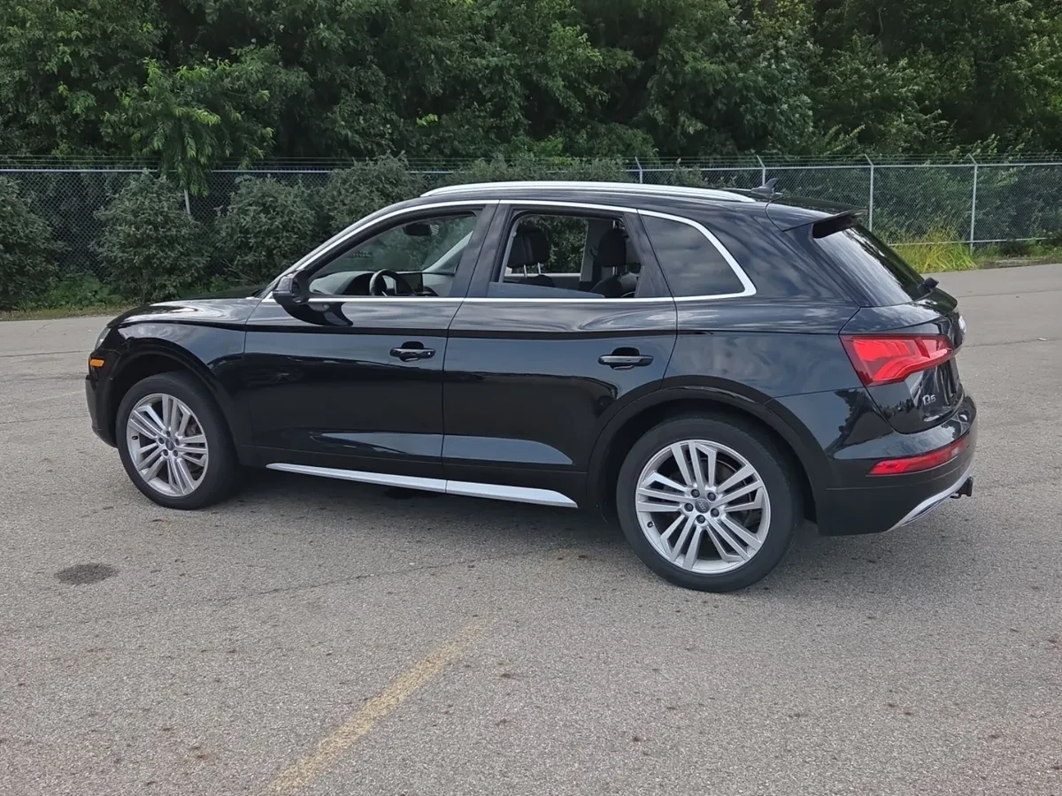 Audi Q5 PREMIUM PLUS, снимка 4 - Автомобили и джипове - 55390466
