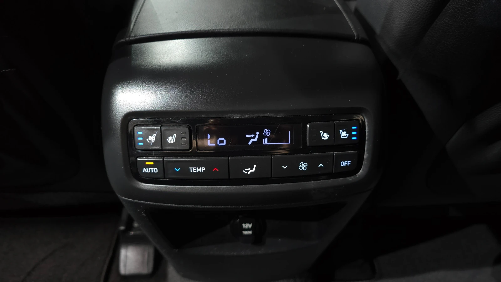 Hyundai Palisade Exclusive 4x4* DISTRONIC* 360* ПОДГРЕВ* ОБДУХВАНЕ*, снимка 15 - Автомобили и джипове - 55452053