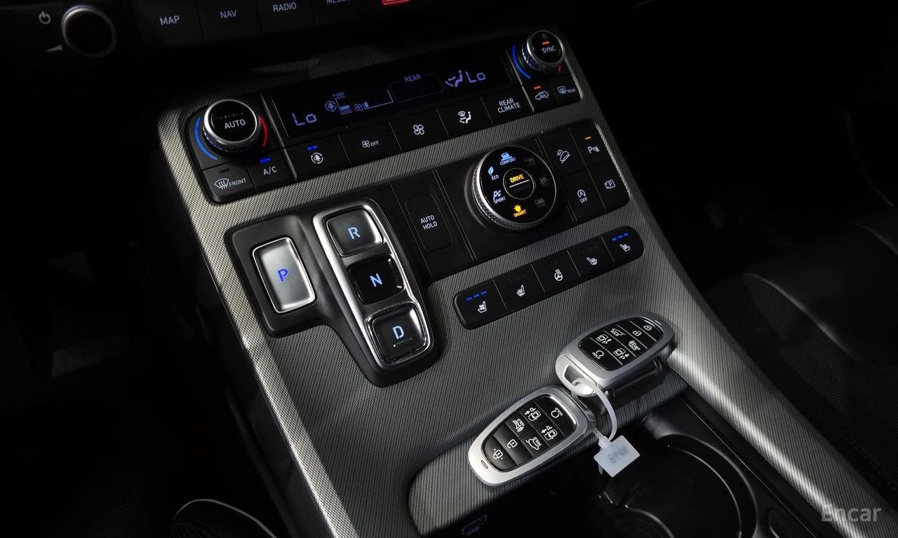 Hyundai Palisade Exclusive 4x4* DISTRONIC* 360* ПОДГРЕВ* ОБДУХВАНЕ*, снимка 13 - Автомобили и джипове - 55452053