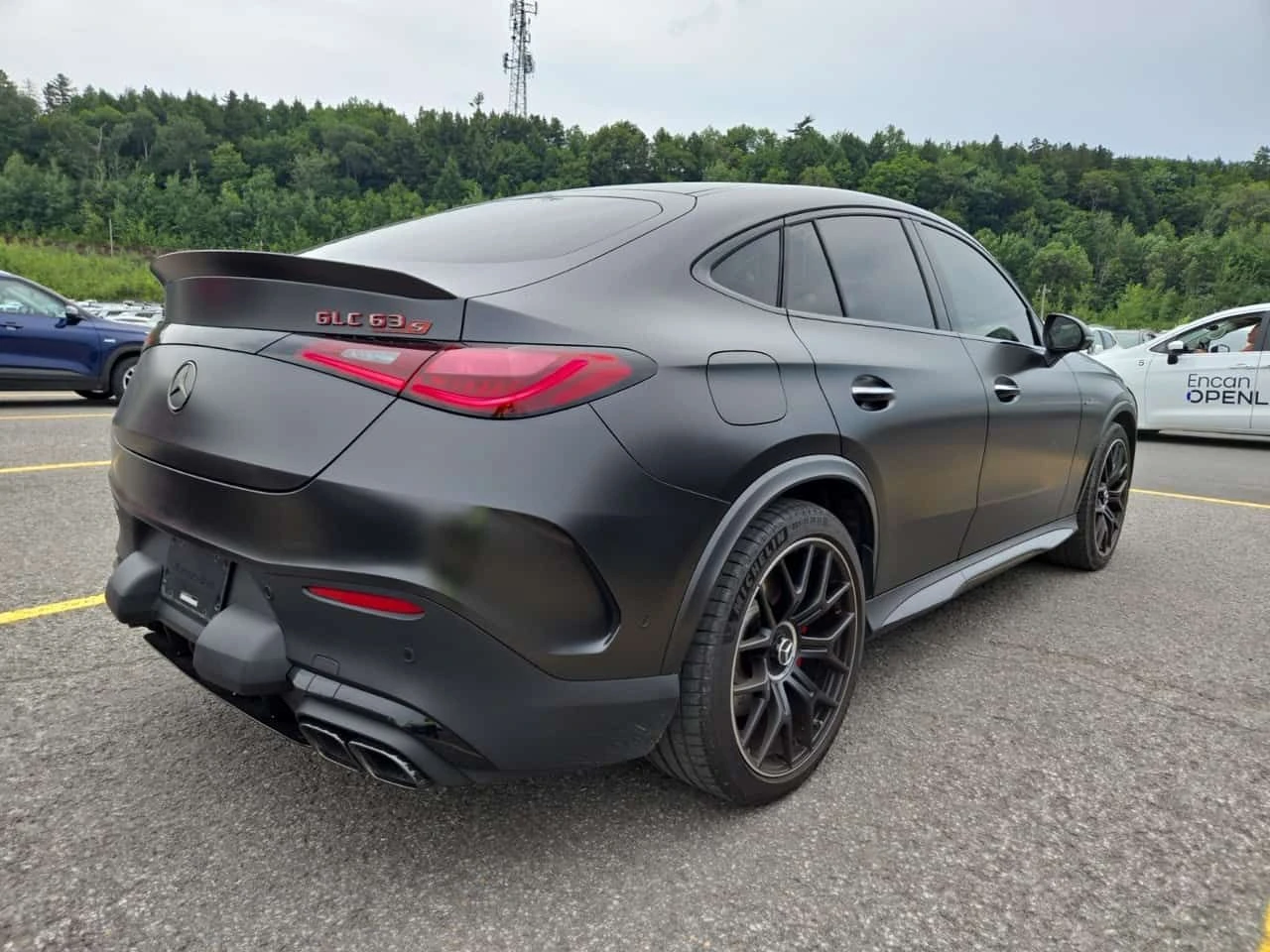 Mercedes-Benz GLC 63 AMG  * CARFAX * ОПЦИЯ ЗА ФИНАНСИРАНЕ, снимка 3 - Автомобили и джипове - 55455851