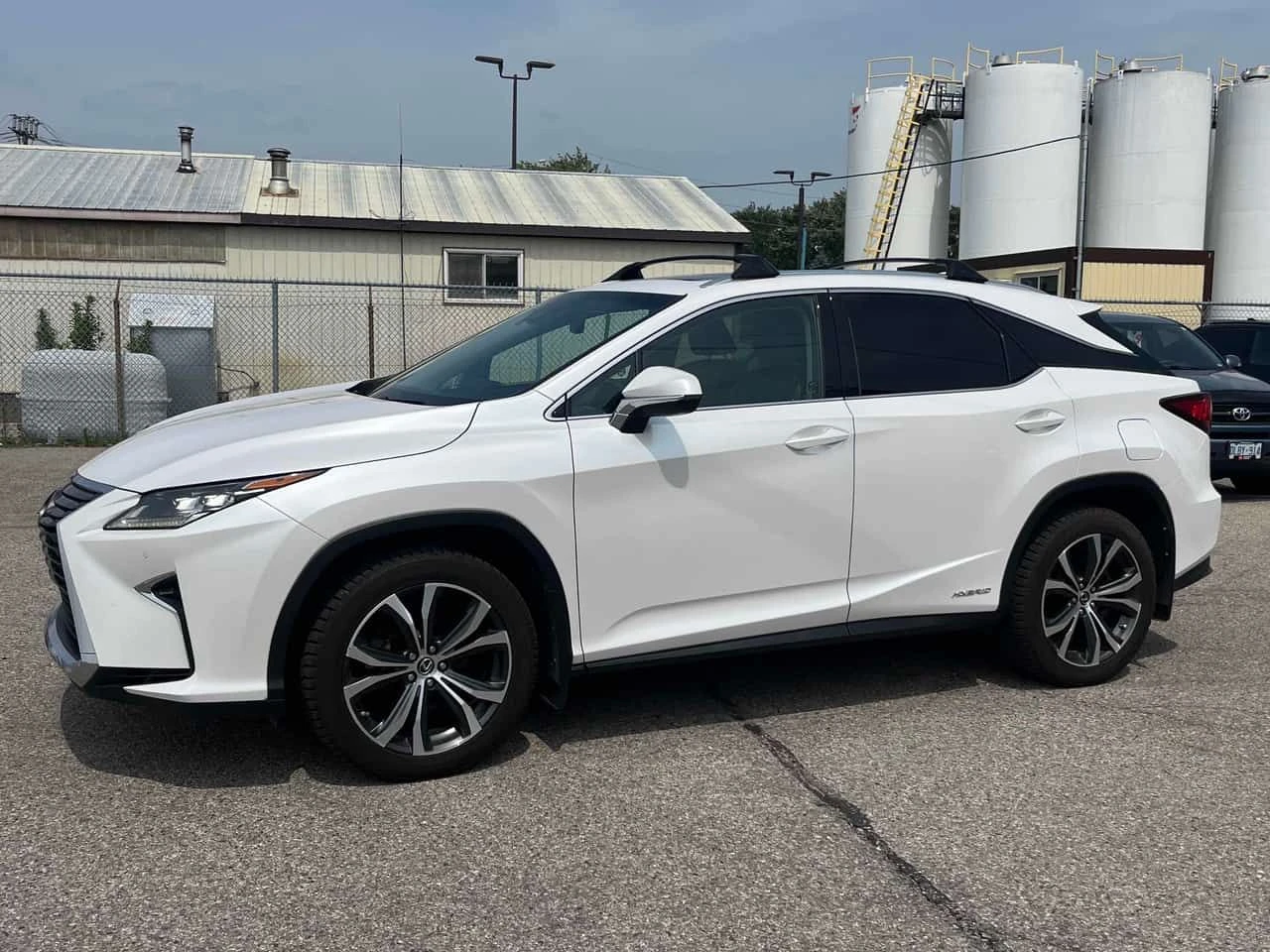 Lexus RX 450h CARFAX, снимка 3 - Автомобили и джипове - 55477771