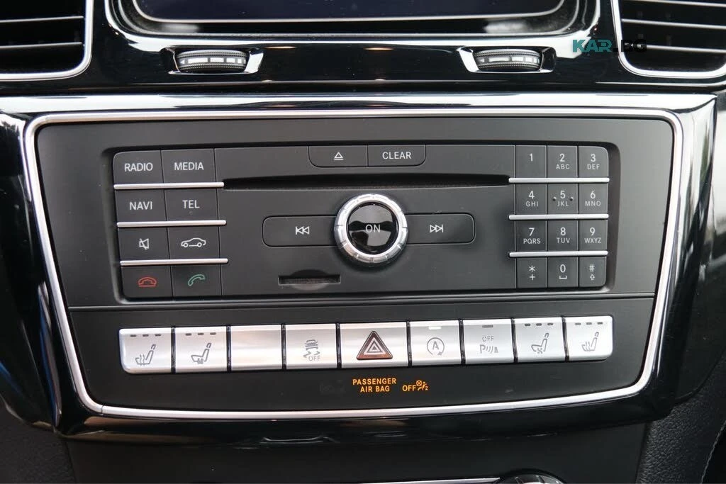 Mercedes-Benz GLS 500 AMG* DISTRONIC* ОБДУХ* 360* 7МЕСТА, снимка 17 - Автомобили и джипове - 55753282