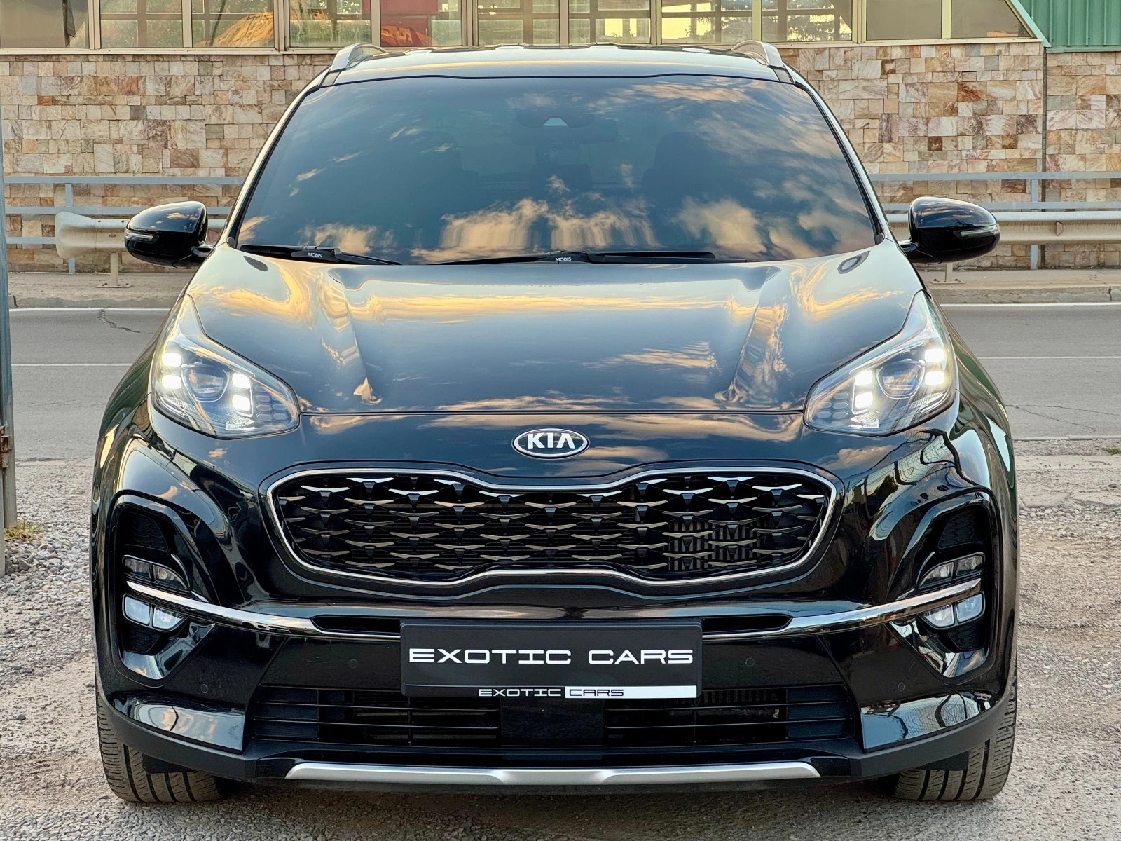 Kia Sportage 2.0D ! 2WD ! Noblesse !, снимка 2 - Автомобили и джипове - 55989825