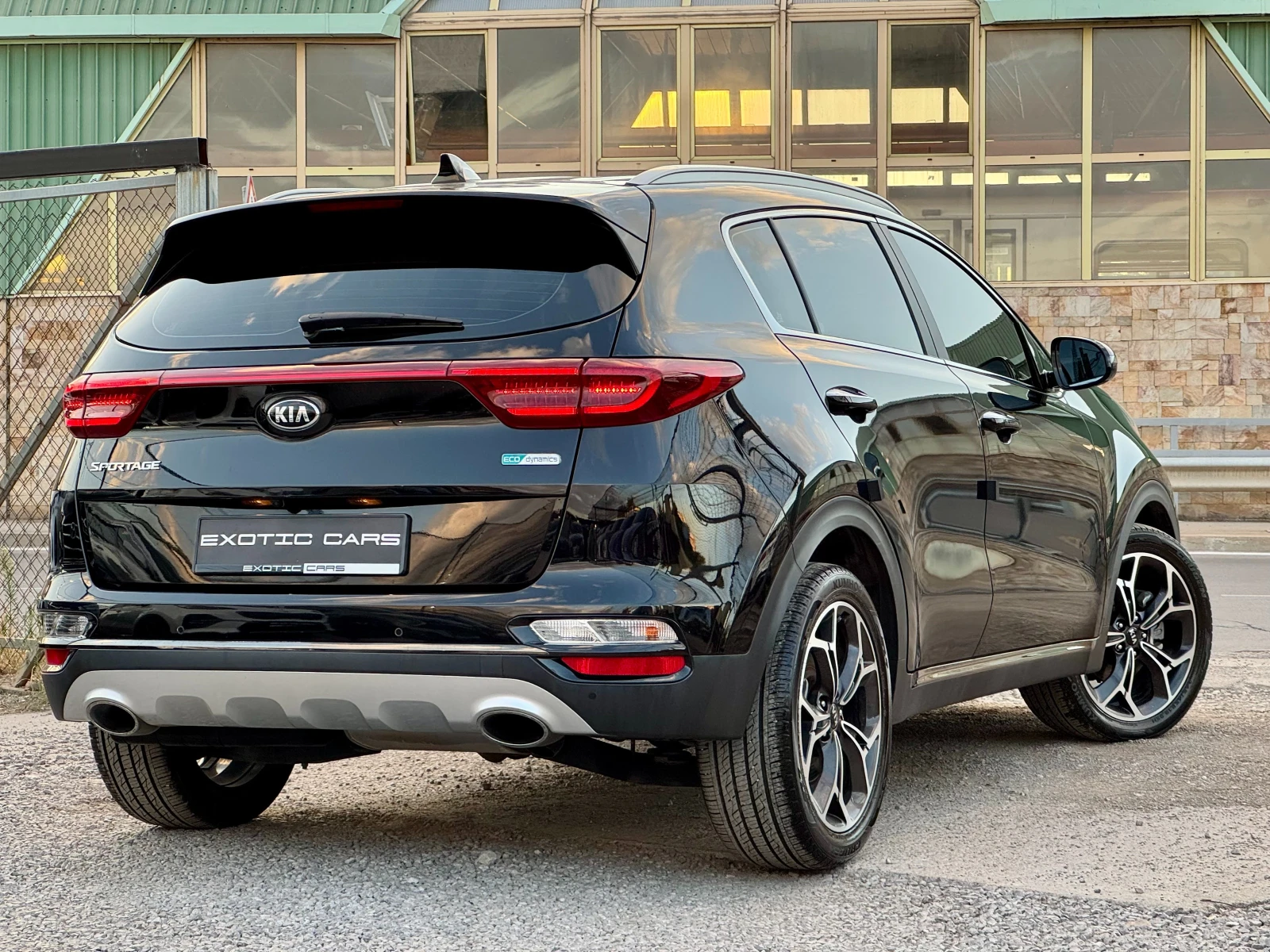 Kia Sportage 2.0D ! 2WD ! Noblesse !, снимка 4 - Автомобили и джипове - 55989825