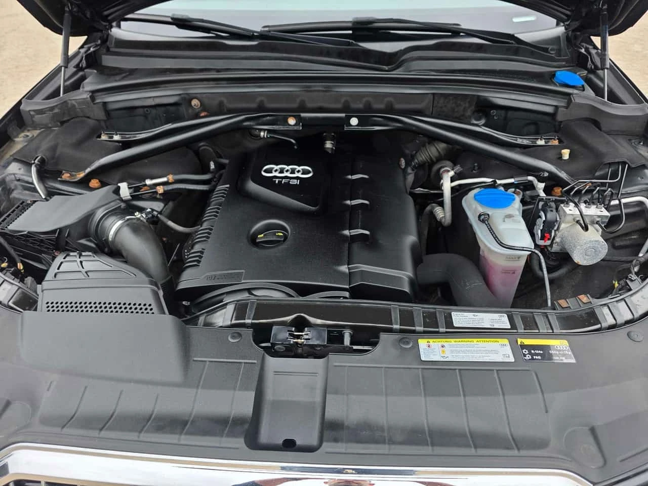 Audi Q5 * 2.0T Technik * B&O Аудио* Сменена Верига * , снимка 14 - Автомобили и джипове - 56331951