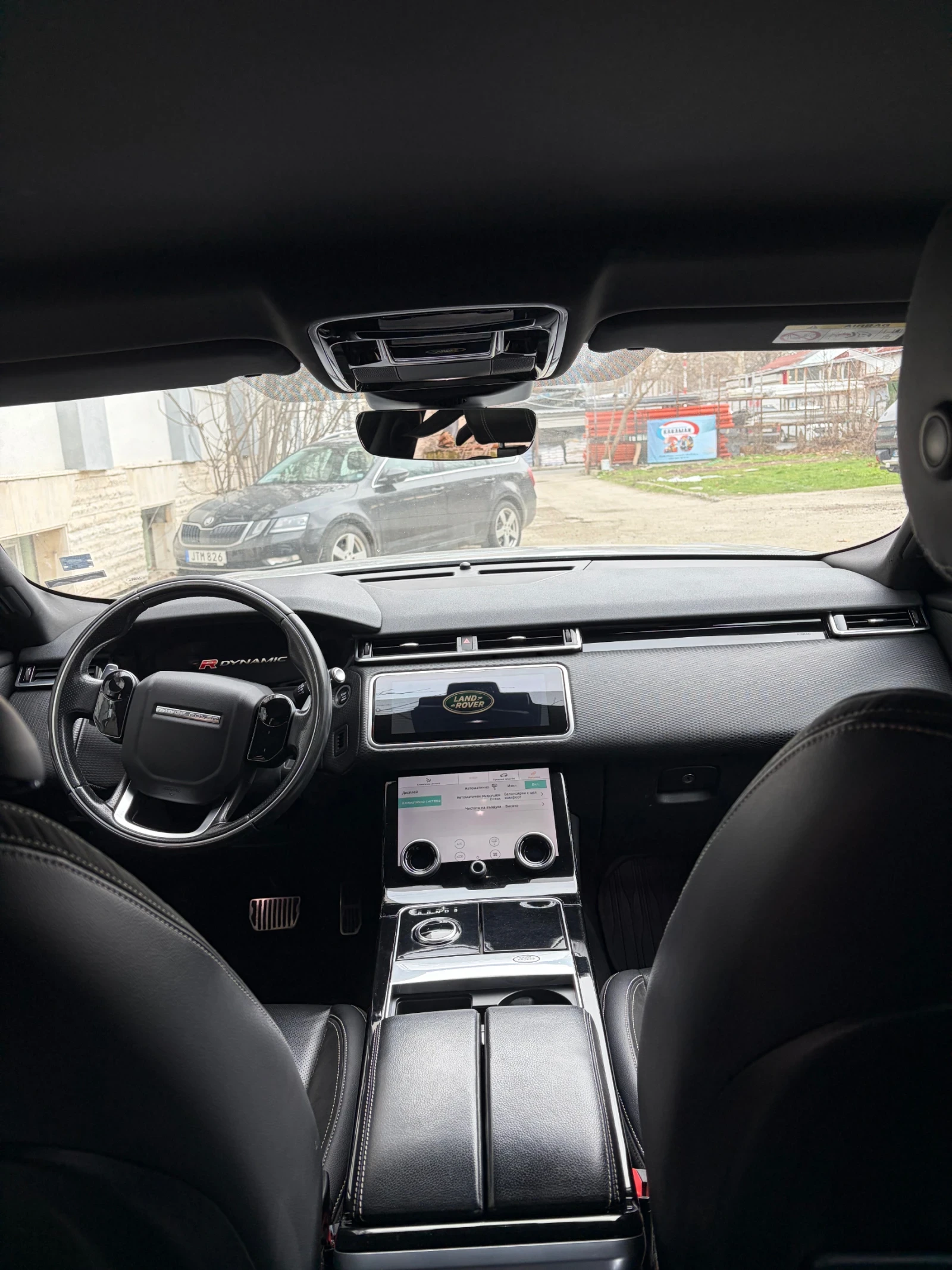 Land Rover Range Rover Velar, снимка 7 - Автомобили и джипове - 56411049