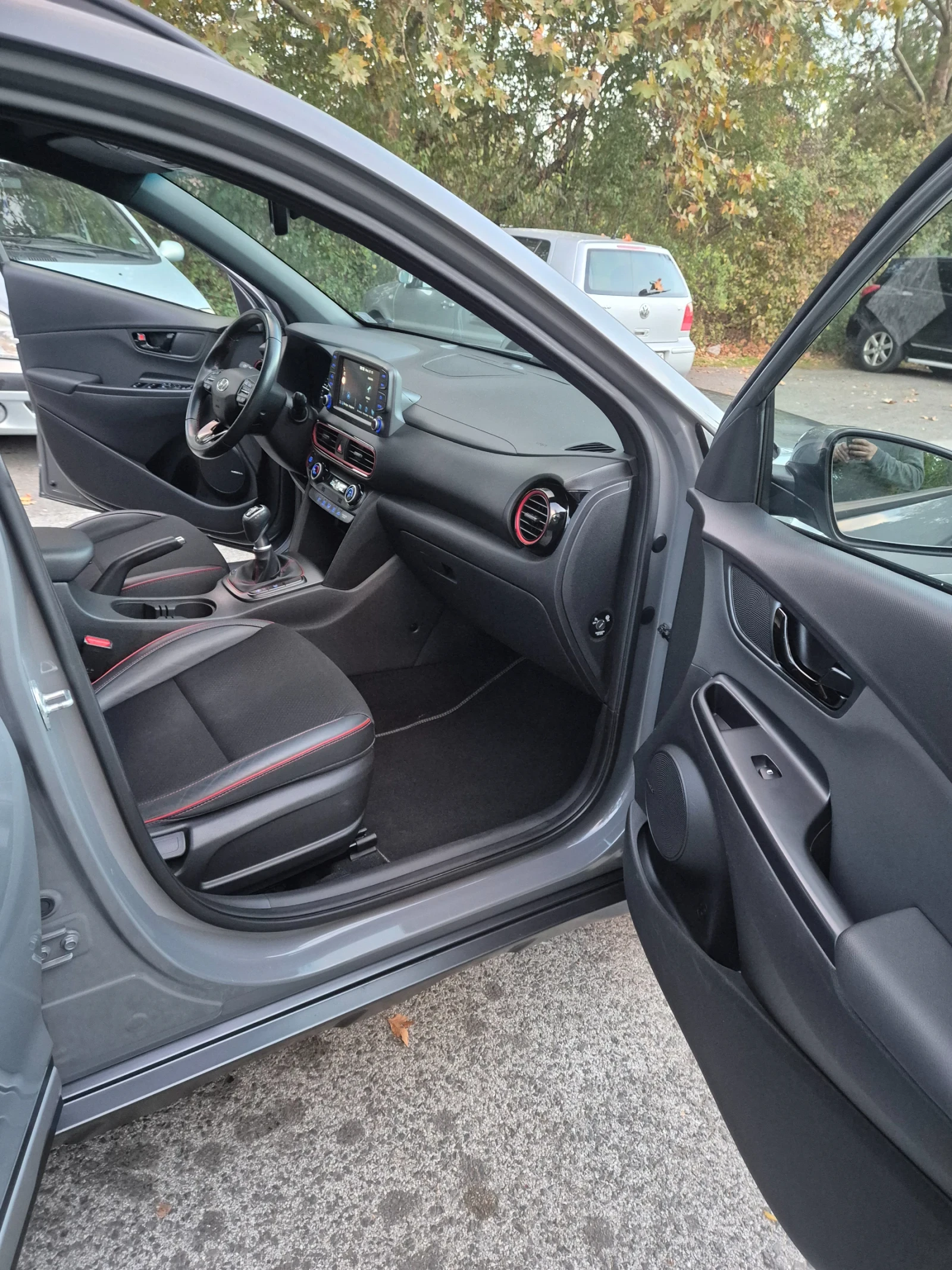 Hyundai Kona 1.6 crdi, снимка 10 - Автомобили и джипове - 56600959
