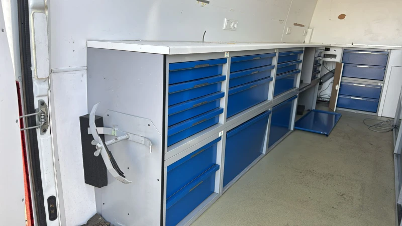 Iveco 35c17 3.0* РАБОТИЛНИЦА* MAXI XXL* КЛИМА* до 3.5т N1, снимка 10 - Бусове и автобуси - 51829690