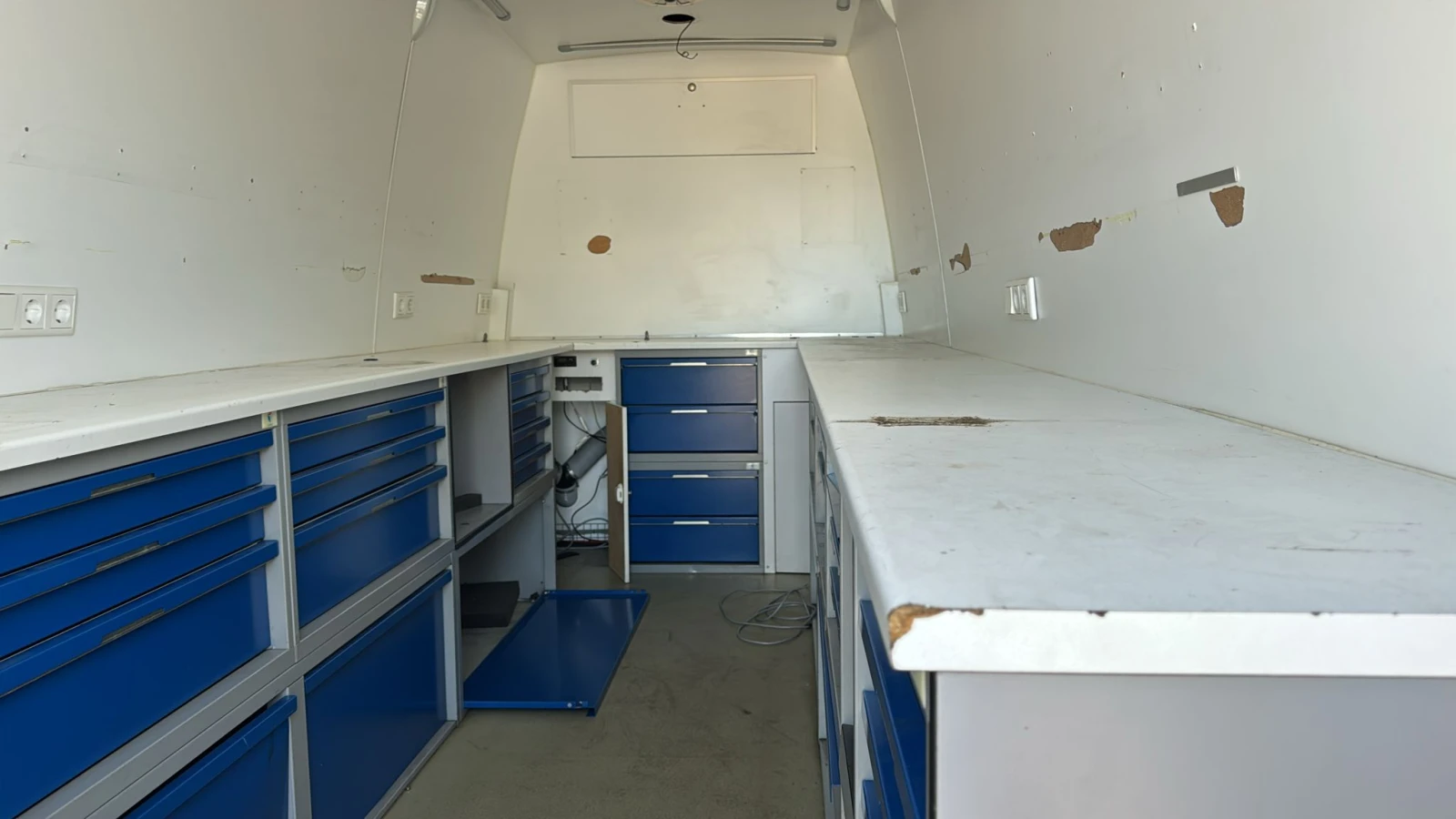Iveco Daily 3.0* РАБОТИЛНИЦА* MAXI XXL* КЛИМА* до 3.5т N1 - изображение 8