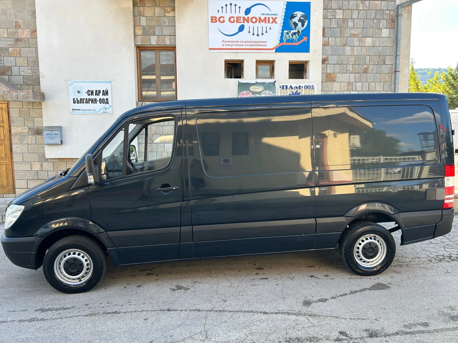 Mercedes-Benz Sprinter 2.2CDI* КЛИМА* АВТОМАТИК* , снимка 7 - Бусове и автобуси - 55862919