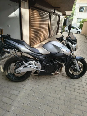 ������ Suzuki Gsr