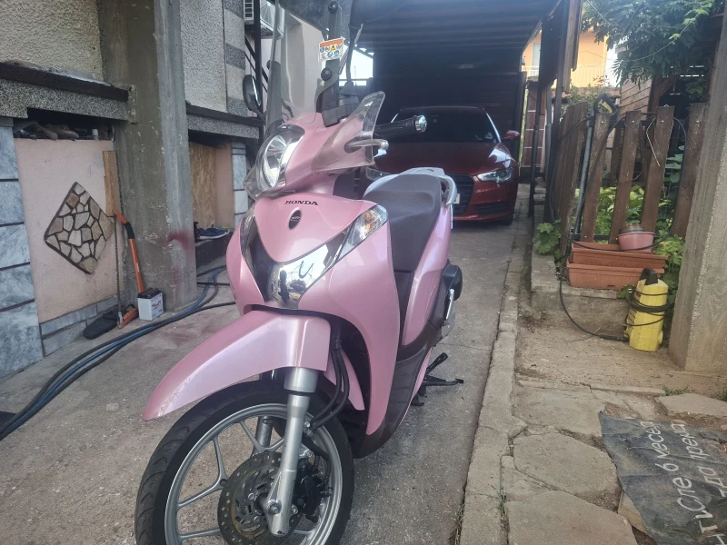 Honda Sh Sh MODE 125i Става за A1 много лек и пъргав.  Уник, снимка 5 - Мотоциклети и мототехника - 50954989