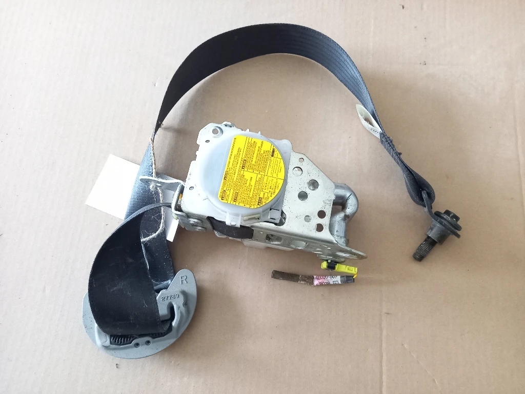 Колан преден десен Тойота Рав4 (с)