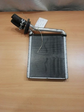 Радиатор парно Тойота Рав4 2.0Б 07г.