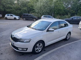 Skoda Rapid седан, фабрично газ, снимка 8