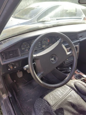 Mercedes-Benz 190, снимка 7