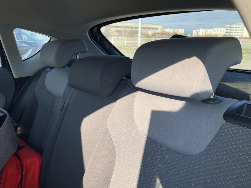 Seat Leon 1.4, снимка 13 - Автомобили и джипове - 45648448