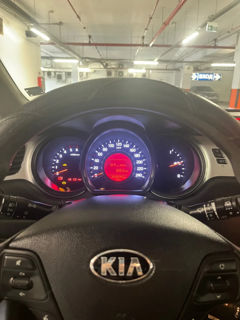 Kia Ceed, снимка 12 - Автомобили и джипове - 47183386