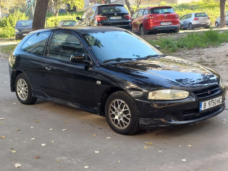 Mitsubishi Colt 1.3i, снимка 3 - Автомобили и джипове - 47690232