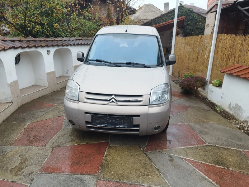 Citroen Berlingo 1.6бензин, снимка 2 - Автомобили и джипове - 47960824